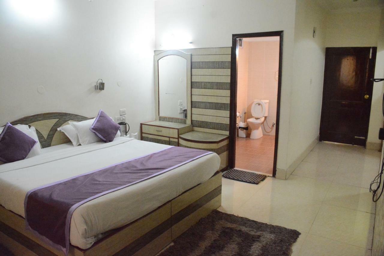 Hotel Mount View Katra  Exterior photo
